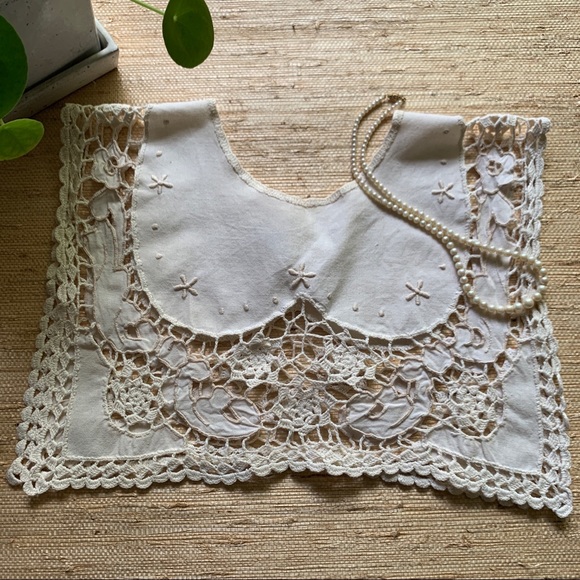 Vintage Ivory One-Piece Embroidered Lace Collar - Picture 7 of 8